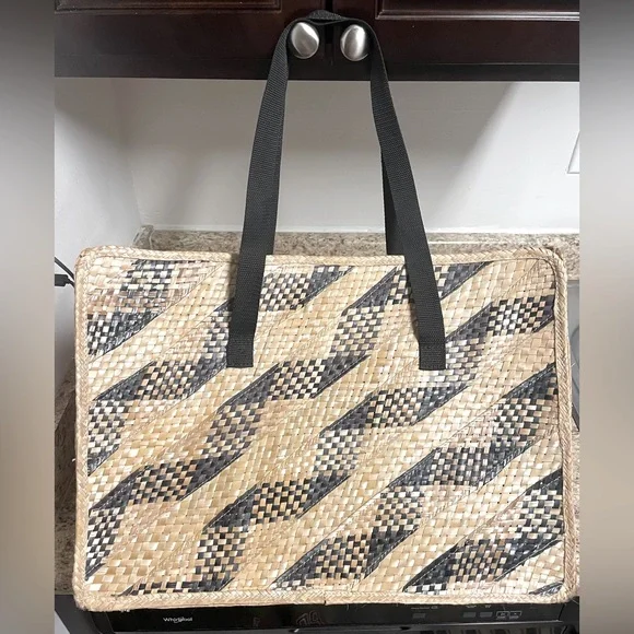 Straw/rattan lined shoulder bag - Picture 2 of 6